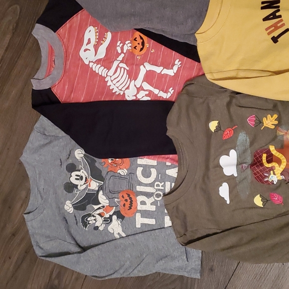 *SOLD*Toddler 5T Haloween & Thanksgiving bundle - Picture 2 of 11